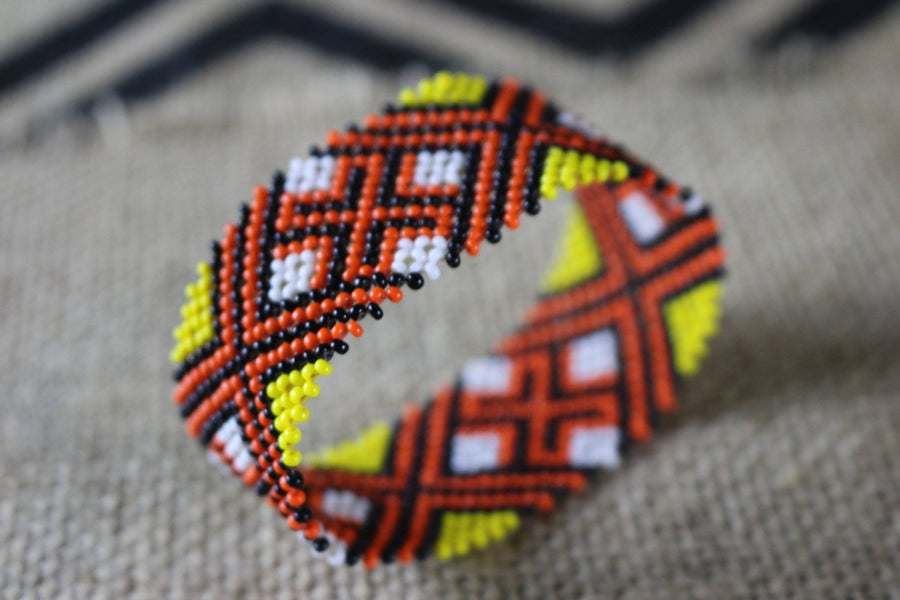 Art# K343  3+ inch. Original Kayapo Traditional Peyote stitch Beaded Bracelet from Brazil