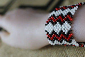 Art# K356  3.5+ inch. Original Kayapo Traditional Peyote stitch Beaded Bracelet from Brazil