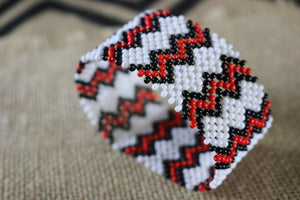 Art# K356  3.5+ inch. Original Kayapo Traditional Peyote stitch Beaded Bracelet from Brazil