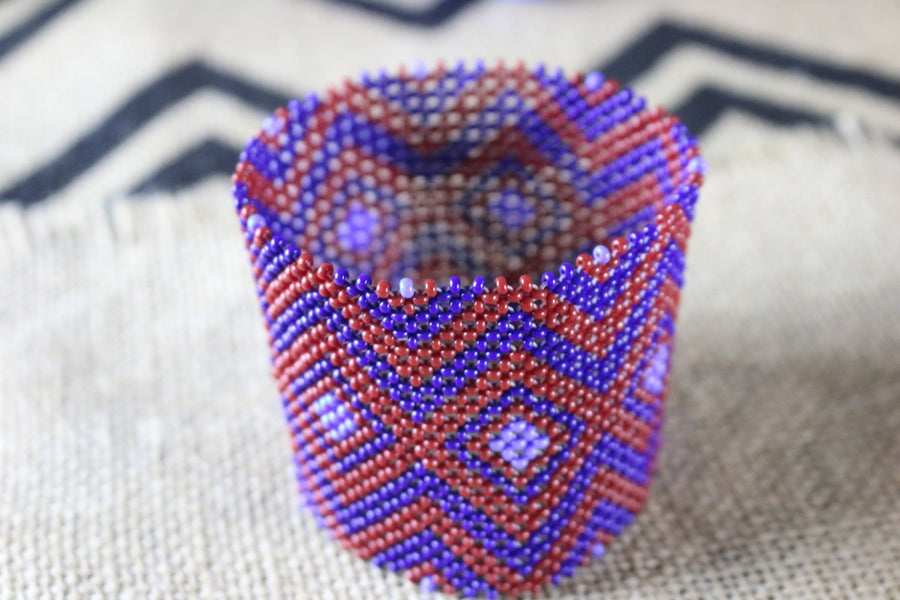 Art# K364  3.5+ inch. Original Kayapo Traditional Peyote stitch Beaded Bracelet from Brazil