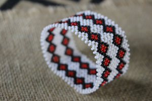 Art# K367  3+  inch. Original Kayapo Traditional Peyote stitch Beaded Bracelet from Brazil