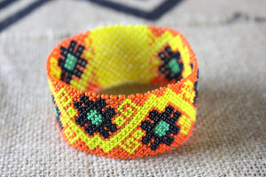 Art# K372  3.5+  inch. Original Kayapo Traditional Peyote stitch Beaded Bracelet from Brazil
