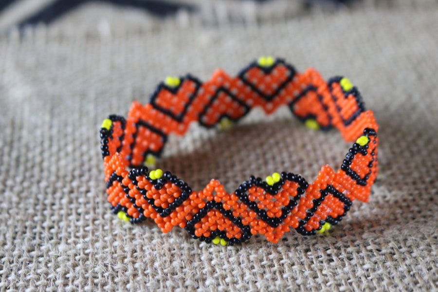 Art# K374  3+  inch. Original Kayapo Traditional Peyote stitch Beaded Bracelet from Brazil