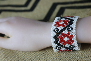 Art# K382  3+ inch. Original Kayapo Traditional Peyote stitch Beaded Bracelet from Brazil
