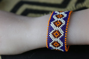 Art# K383  3+ inch. Original Kayapo Traditional Peyote stitch Beaded Bracelet from Brazil