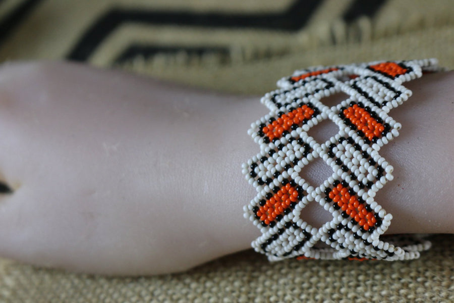 Art# K385 3+ inch. Original Kayapo Traditional Peyote stitch Beaded Bracelet from Brazil