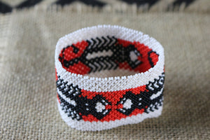 Art#  K389 3.5+ inch. Original Kayapo Traditional Peyote stitch Beaded Bracelet from Brazil