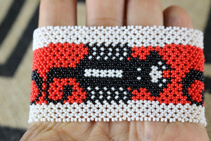 Art#  K389 3.5+ inch. Original Kayapo Traditional Peyote stitch Beaded Bracelet from Brazil