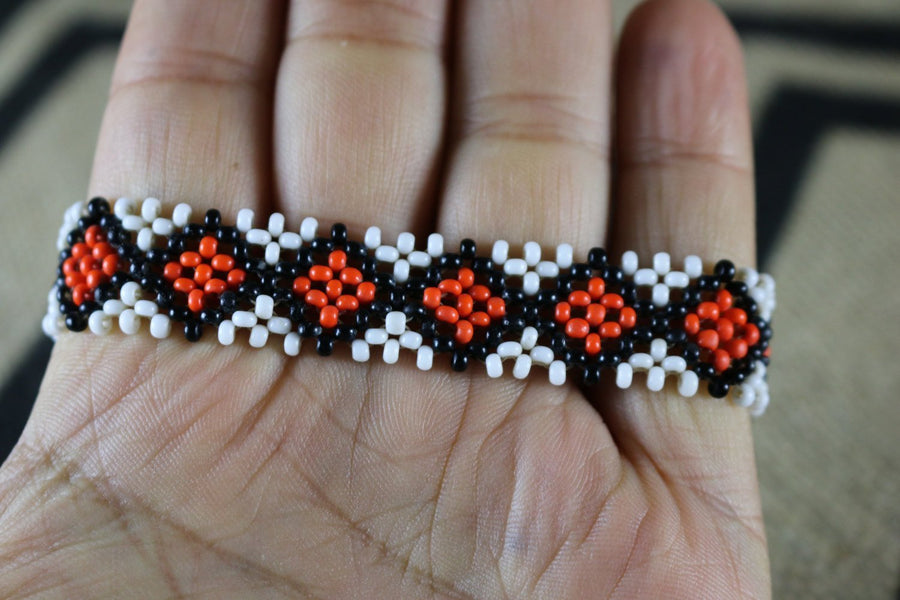 Art# K395  3.5+ inch. Original Kayapo Traditional Peyote stitch Beaded Bracelet from Brazil