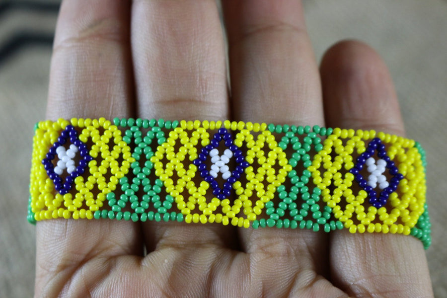 Art# K399  3.5 inch. Original Kayapo Traditional Peyote stitch Beaded Bracelet from Brazil