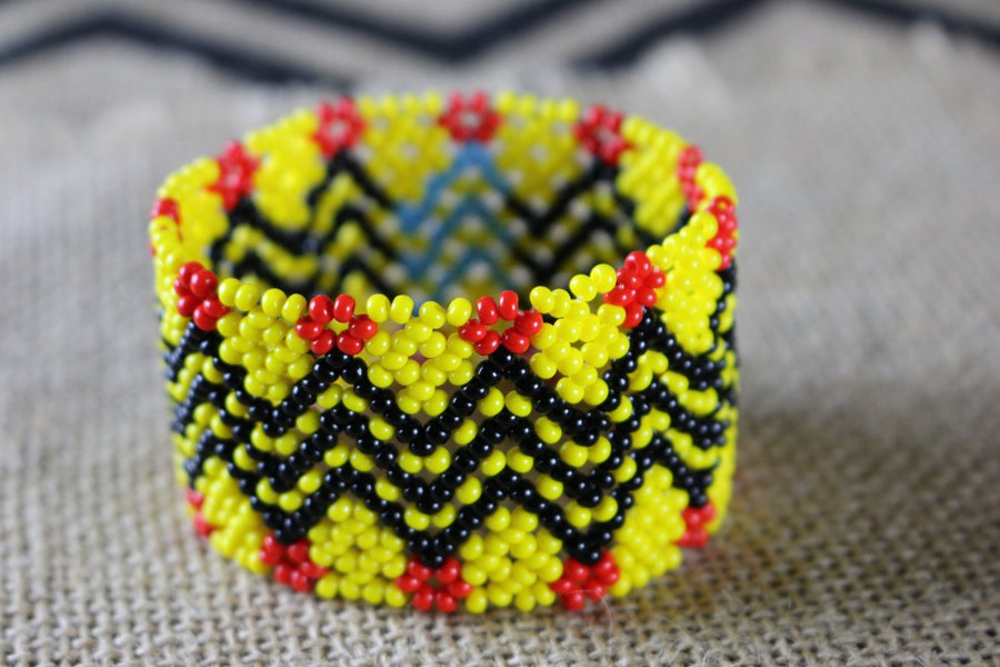 Art# K400  3 inch. Original Kayapo Traditional Peyote stitch Beaded Bracelet from Brazil