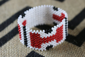 Art# K406  3+ inch. Original Kayapo Traditional Peyote stitch Beaded Bracelet from Brazil