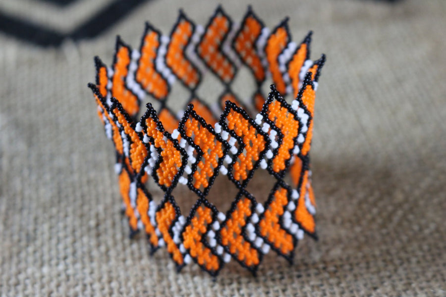 Art# K408  2.5+ inch. Original Kayapo Traditional Peyote stitch Beaded Bracelet from Brazil