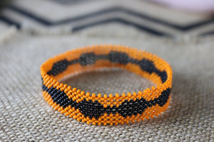 Art# K425  3.5+ inch. Original Kayapo Traditional Peyote stitch Beaded Bracelet from Brazil