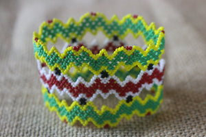 Art# K18  3+ inch. Original Kayapo Traditional Peyote stitch Beaded Bracelet from Brazil.