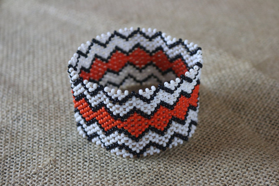 Art# K20 3.5+ inch. Original Kayapo Traditional Peyote stitch Beaded Bracelet from Brazil.