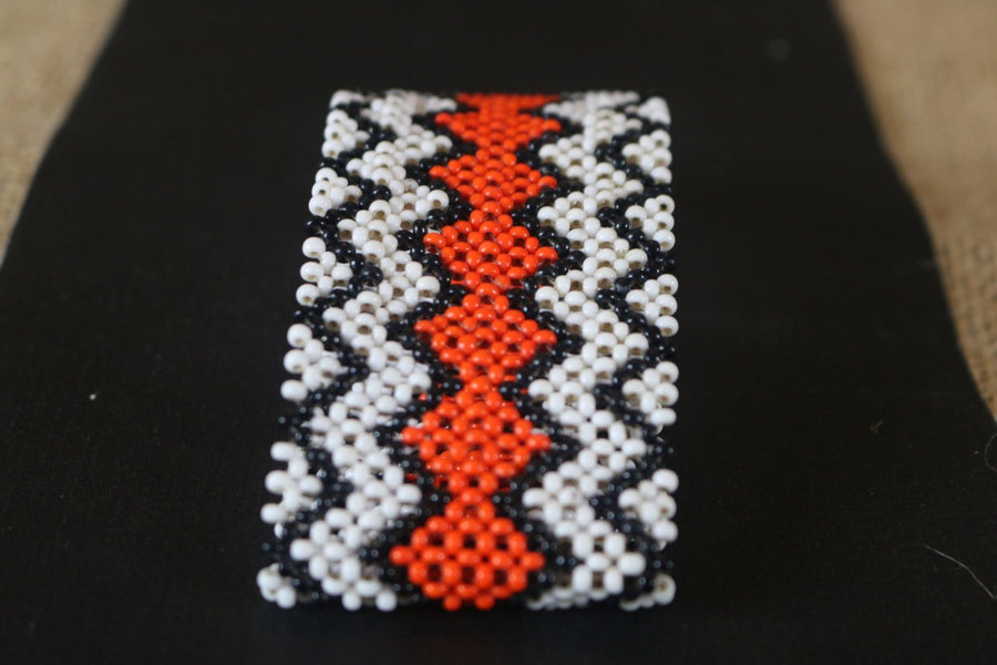 Art# K20 3.5+ inch. Original Kayapo Traditional Peyote stitch Beaded Bracelet from Brazil.