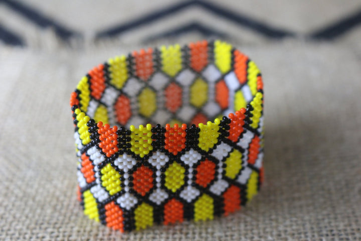 Art# K34 3.5 inch  Original Kayapo Traditional Peyote stitch Beaded Bracelet from Brazil.