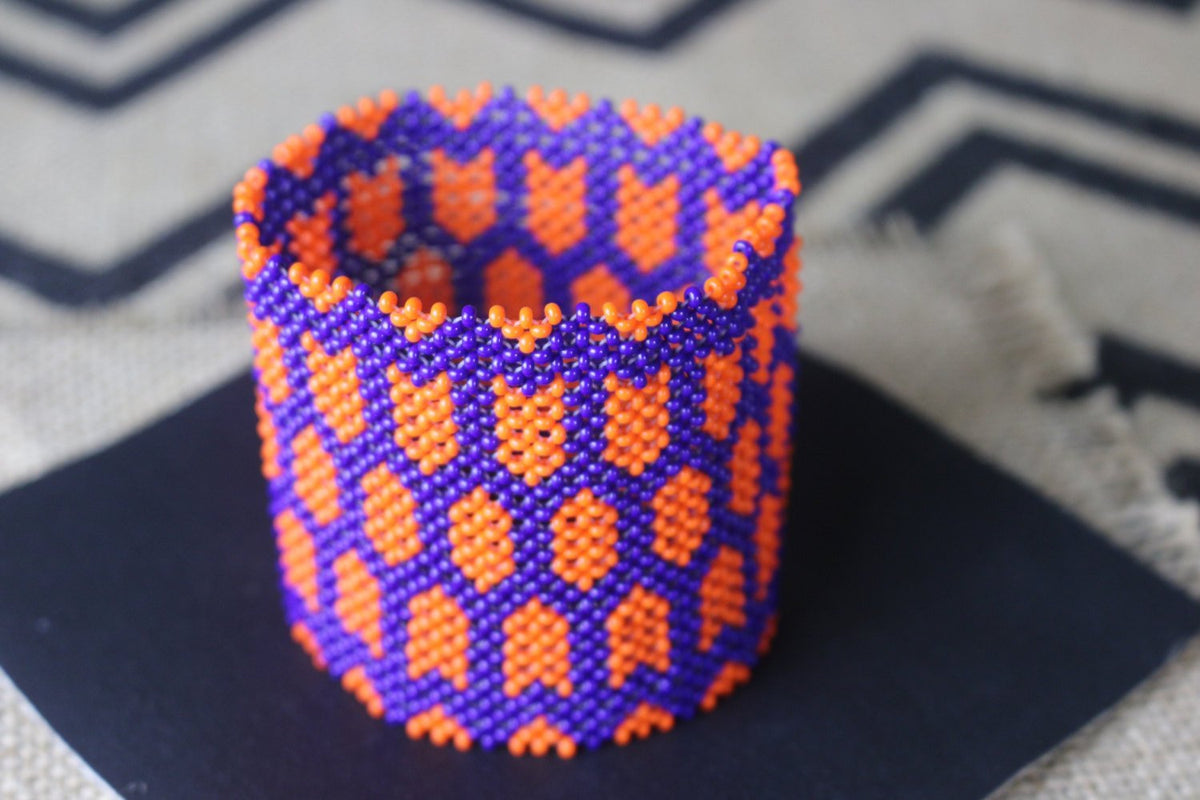 Art# K37  3.5+ inch Original Kayapo Traditional Peyote stitch Beaded Bracelet from Brazil.