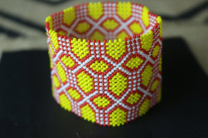 Art# K39 3.5 inch Original Kayapo Traditional Peyote stitch Beaded Bracelet from Brazil.