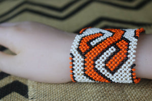 Art# K44  3.5+ inch Original Kayapo Traditional Peyote stitch Beaded Bracelet from Brazil.