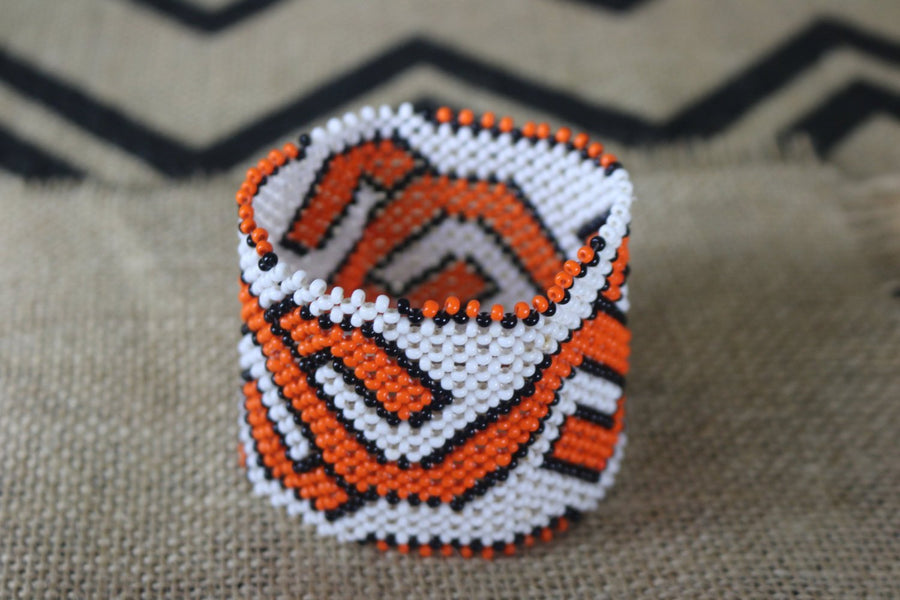 Art# K44  3.5+ inch Original Kayapo Traditional Peyote stitch Beaded Bracelet from Brazil.