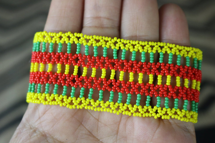 Art# K48  3.5+ inch Original Kayapo Traditional Peyote stitch Beaded Bracelet from Brazil.