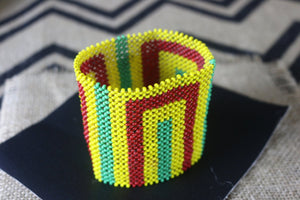 Art# K67  3.5+ inch Original Kayapo Traditional Peyote stitch Beaded Bracelet from Brazil.