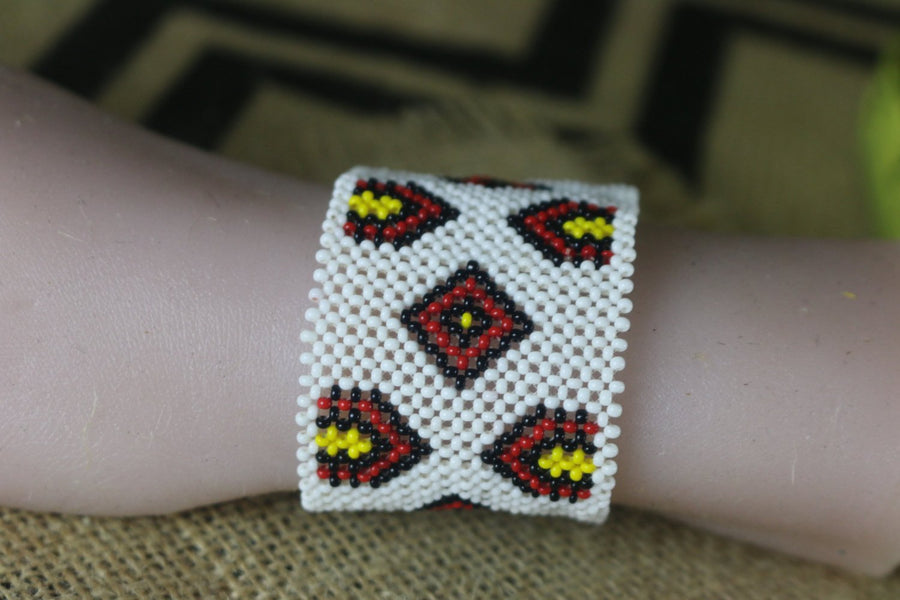 Art# K81 3 inch. Original Kayapo Traditional Peyote stitch Beaded Bracelet from Brazil.