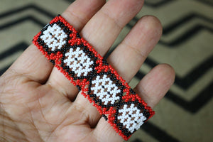 Art# K109  3.5 inch Original Kayapo Traditional Peyote stitch Beaded Bracelet from Brazil.