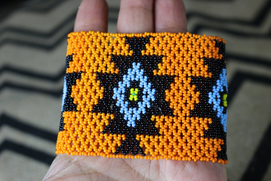 Art# K115 3.5+ inch Original Kayapo Traditional Peyote stitch Beaded Bracelet from Brazil.