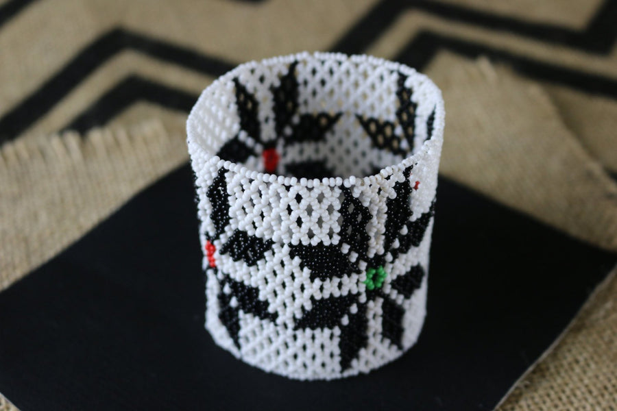 Art# K141  3+ inch Original Kayapo Traditional Peyote stitch Beaded Bracelet from Brazil.