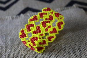 Art# K148 3.5+  inch Original Kayapo Traditional Peyote stitch Beaded Bracelet from Brazil.