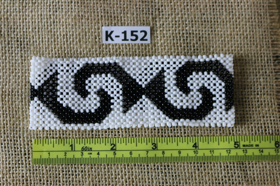 Art# K152 5 inch Original Kayapo Traditional Peyote stitch Beaded Bracelet from Brazil.