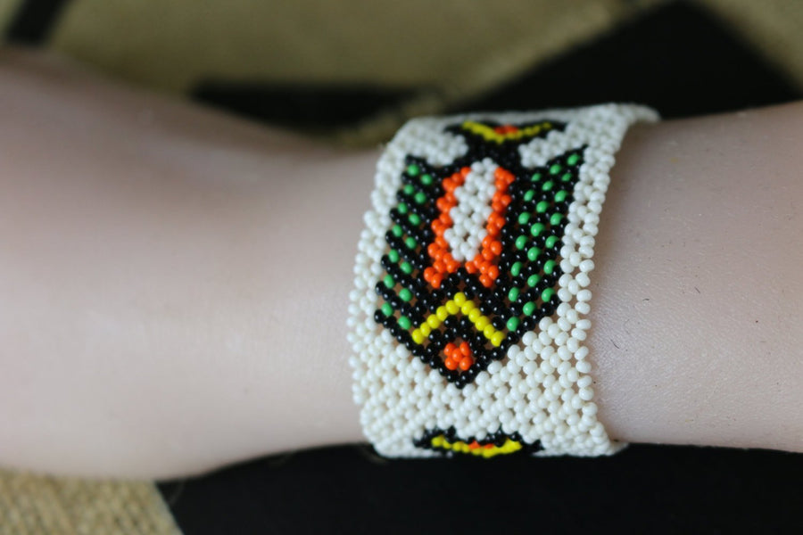 Art# K153  3+ inch Original Kayapo Traditional Peyote stitch Beaded Bracelet from Brazil.