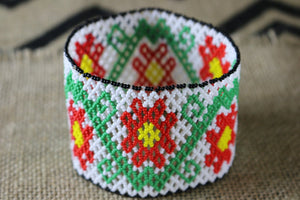 Art# K170  4 inch Original Kayapo Traditional Peyote stitch Beaded Bracelet from Brazil.