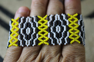 Art# K176 3 inch Original Kayapo Traditional Peyote stitch Beaded Bracelet from Brazil.