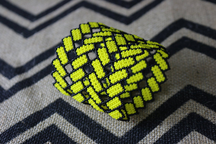 Art# K178  3+ inch. Original Kayapo Traditional Peyote stitch Beaded Bracelet from Brazil.