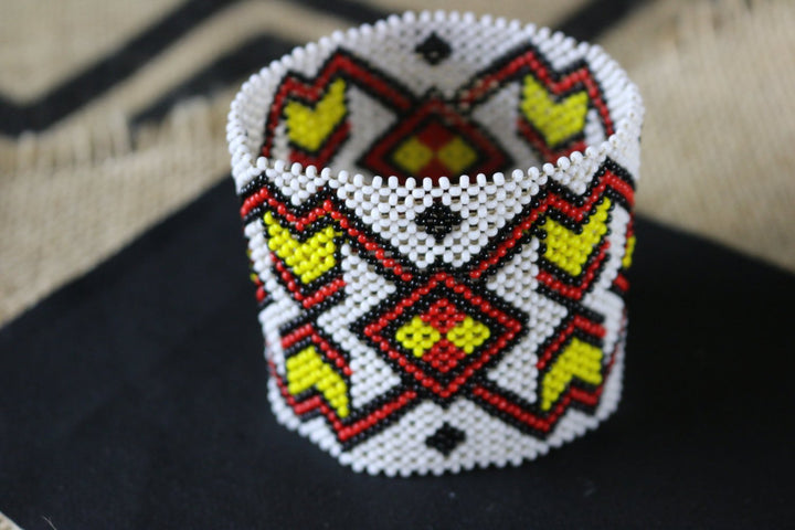 Art# K191  3+inch. Original Kayapo Traditional Peyote stitch Beaded Bracelet from Brazil.