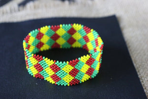 Art# K192  3+inch. Original Kayapo Traditional Peyote stitch Beaded Bracelet from Brazil.