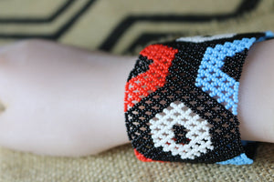 Art# K204  4.5 inch. Original Kayapo Traditional Peyote stitch Beaded Bracelet from Brazil.