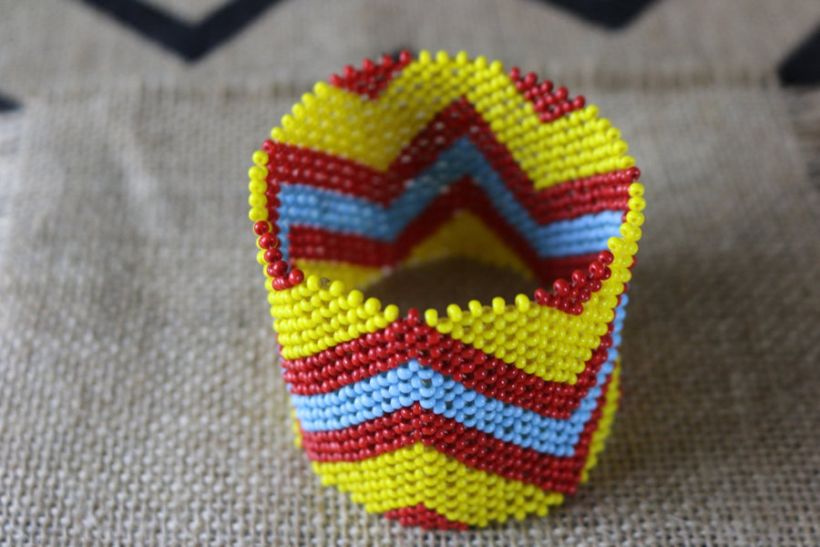 Art# K212  3.5+ inch. Original Kayapo Traditional Peyote stitch Beaded Bracelet from Brazil.