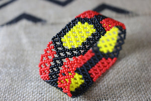 Art# K213  4 inch. Original Kayapo Traditional Peyote stitch Beaded Bracelet from Brazil.