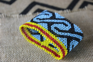 Art# K219   4 inch. Original Kayapo Traditional Peyote stitch Beaded Bracelet from Brazil.