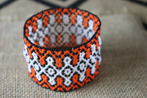 Art# K220  3.5+ inch. Original Kayapo Traditional Peyote stitch Beaded Bracelet from Brazil.