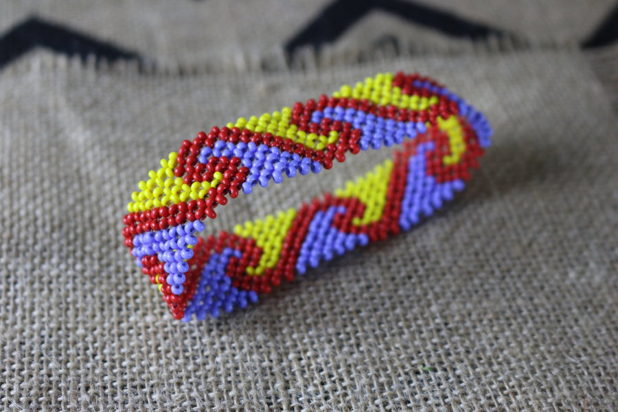 Art# K233  4+ inch. Original Kayapo Traditional Peyote stitch Beaded Bracelet from Brazil.