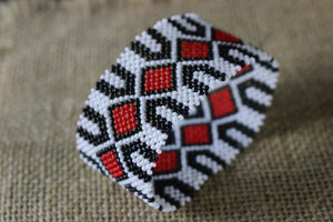 Art# K261  3+ inch. Original Kayapo Traditional Peyote stitch Beaded Bracelet from Brazil.