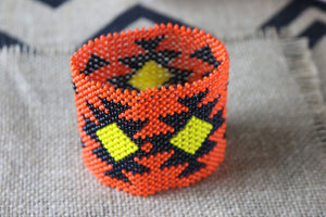 Art# K278  3.5 inch. Original Kayapo Traditional Peyote stitch Beaded Bracelet from Brazil.