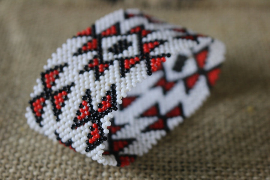 Art# K292  3+ inch. Original Kayapo Traditional Peyote stitch Beaded Bracelet from Brazil.