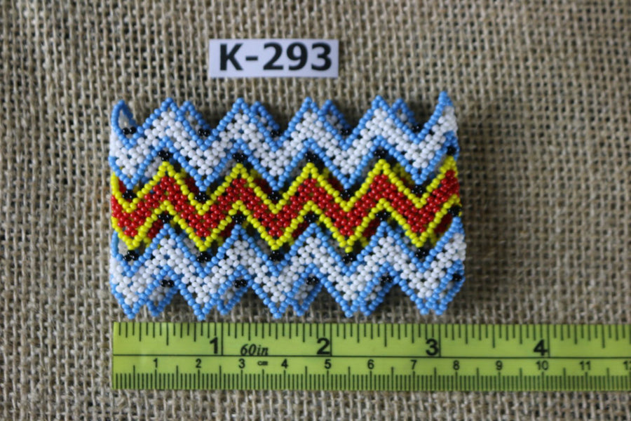 Art#  K293  3+ inch. Original Kayapo Traditional Peyote stitch Beaded Bracelet from Brazil.